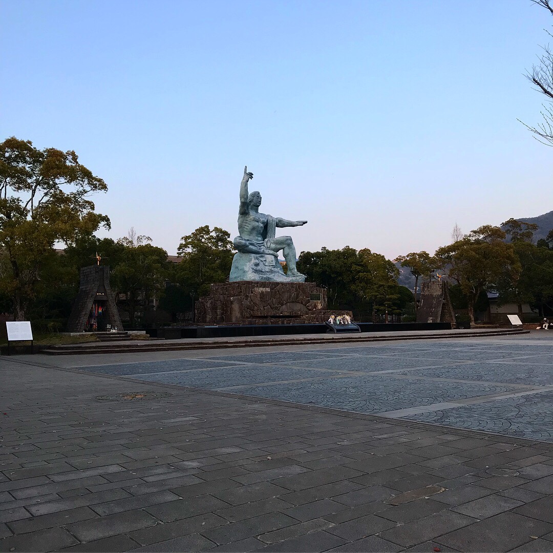 平和記念像